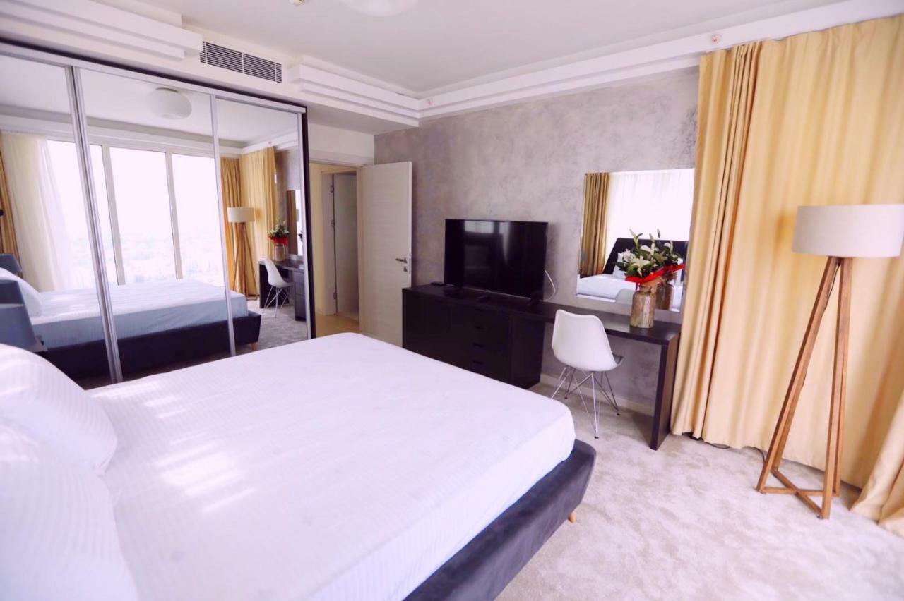 33Rd Floor Luxury Apartment Spa & Fitness Skopje Bagian luar foto